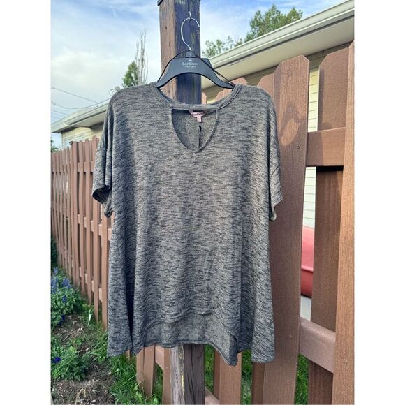 Juicy shirt size large gray peekaboo bnwt and hanger - Picture 12 of 13